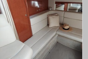 32ft Sea Ray Yacht For Sale