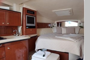32ft Sea Ray Yacht For Sale
