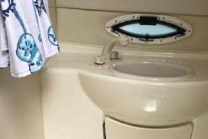 24ft Bayliner Yacht For Sale