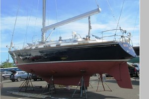 KEEP ON DANCIN  41ft Bristol Yacht For Sale