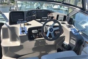Alemi 33ft Four Winns Yacht For Sale