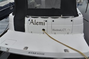 Alemi 33ft Four Winns Yacht For Sale