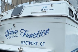 WAVE FUNCTION 32ft Carver Yacht For Sale
