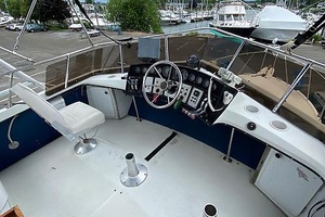 WAVE FUNCTION 32ft Carver Yacht For Sale