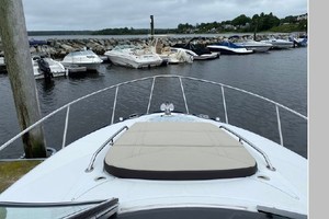 Knot Working 29ft Monterey Yacht For Sale