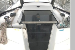 CHILLIN 33ft Hunter Yacht For Sale