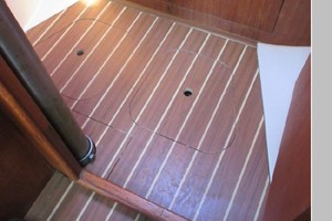 CHILLIN 33ft Hunter Yacht For Sale