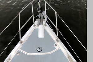 CHILLIN 33ft Hunter Yacht For Sale
