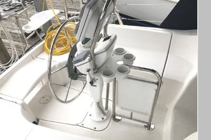CHILLIN 33ft Hunter Yacht For Sale