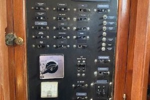 Sabine 40ft Island Trader Yacht For Sale