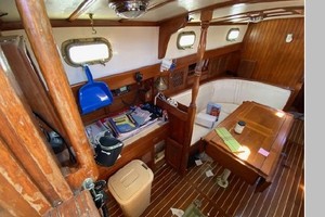 Sabine 40ft Island Trader Yacht For Sale