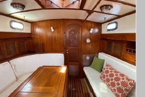 Sabine 40ft Island Trader Yacht For Sale