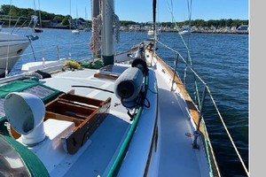Sabine 40ft Island Trader Yacht For Sale