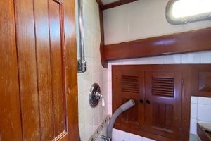 Sabine 40ft Island Trader Yacht For Sale