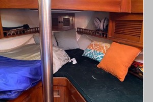 Sabine 40ft Island Trader Yacht For Sale