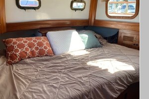 Sabine 40ft Island Trader Yacht For Sale