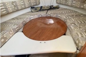 Slipaway 27ft Rinker Yacht For Sale