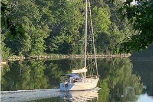 Melelana 42ft Catalina Yacht For Sale