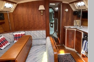 Melelana 42ft Catalina Yacht For Sale