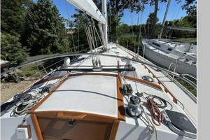 Melelana 42ft Catalina Yacht For Sale