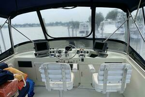 1983 Tollycraft Aft Cabin thumbnail 19