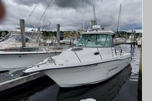 26ft Seaswirl Yacht For Sale