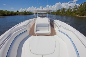 Photo 1737510 for 2023 Intrepid 475 Panacea  