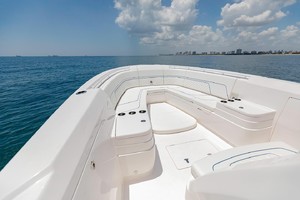 Photo 1737508 for 2023 Intrepid 475 Panacea  