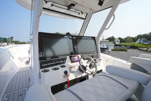 Photo 4770280 for 2025 Sea Fox 368 Commander  