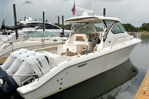 Photo 1738604 for 2019 Pursuit 355 OS  