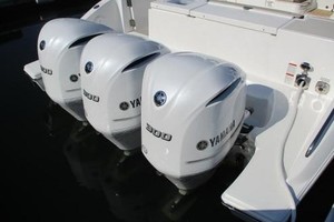 Photo 1738591 for 2019 Pursuit 355 OS  