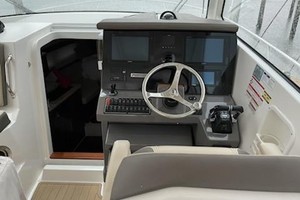 Photo 1738594 for 2019 Pursuit 355 OS  