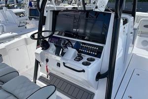 Photo 3648121 for 2025 Southport 33 FE  