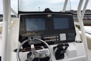 Photo 1738995 for 2019 Sea Fox 288 Commander  