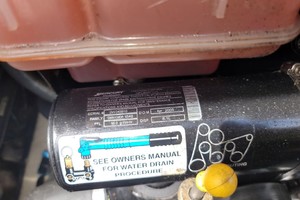 Photo 1739125 for 2005 Formula 330 Sun Sport  