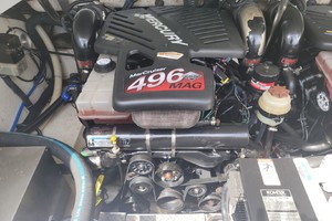 Photo 1739122 for 2005 Formula 330 Sun Sport  