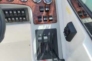 Photo 1739105 for 2005 Formula 330 Sun Sport  