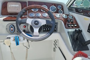 Photo 1739100 for 2005 Formula 330 Sun Sport  