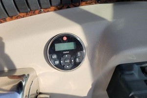 Photo 1739295 for 2002 Sea Ray 340 Sundancer  