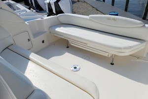 Photo 1739300 for 2002 Sea Ray 340 Sundancer  