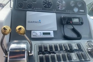 Photo 1739414 for 2000 Tiara Yachts 2900 Coronet  