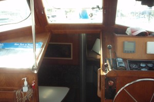 Photo 1739752 for 1977 Niagara Pilothouse Lorelei 