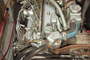 Photo 1739774 for 1977 Niagara Pilothouse Lorelei 