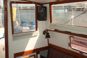 Photo 1739765 for 1977 Niagara Pilothouse Lorelei 