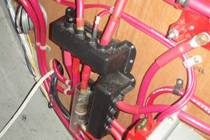 Photo 1739766 for 1977 Niagara Pilothouse Lorelei 