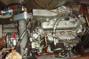 Photo 1739773 for 1977 Niagara Pilothouse Lorelei 