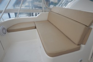 Riviera 42 - No Worries Mate II - Flybridge Seating
