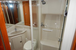 Riviera 42 - No Worries Mate II - Head