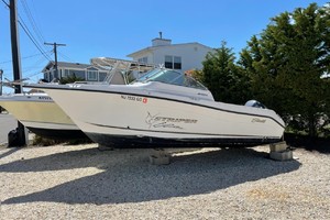 Photo 1739845 for 2003 Seaswirl Striper 2101 Dual Console OB  