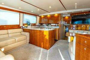 2002 Viking 52 Convertible thumbnail 27